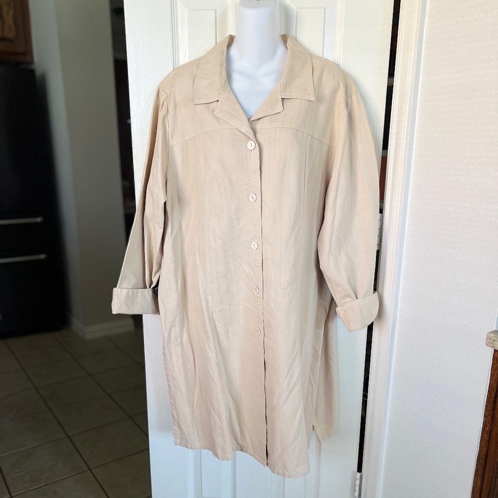 AKS Cream Button Font Midi Dress